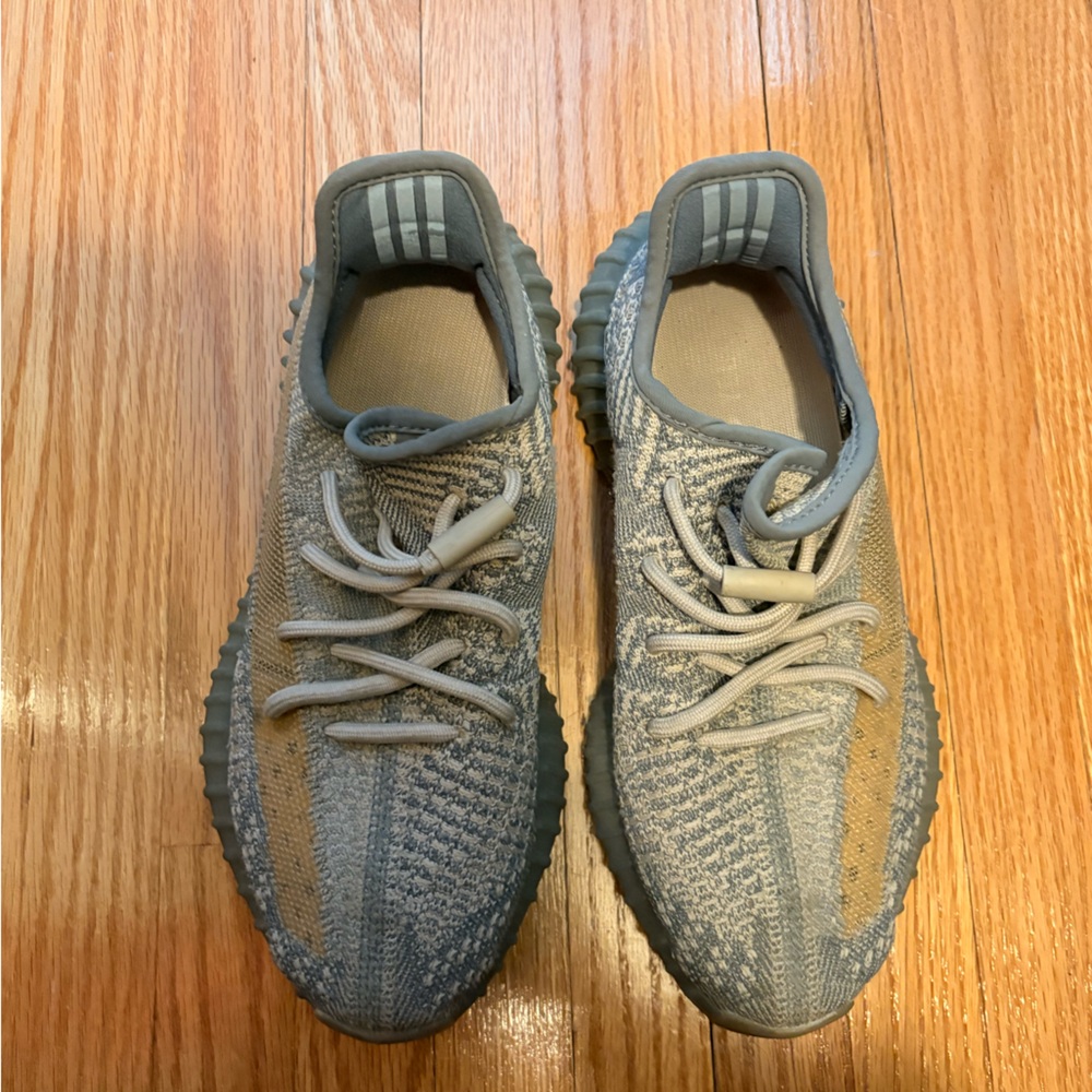Yeezy Boost 350 V2 "Israfil" - 5.5 Y with box